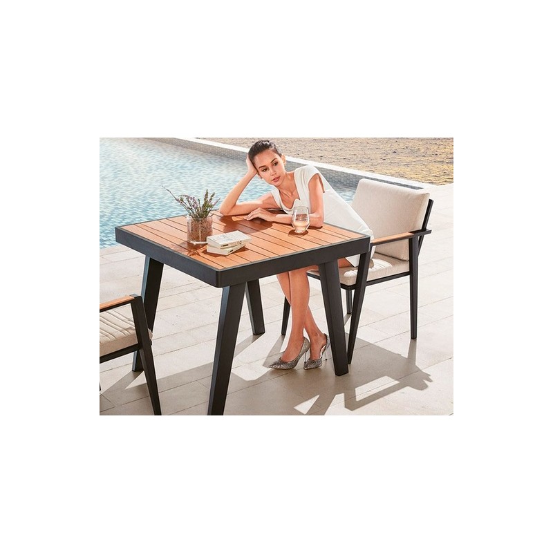 Set mesa Emoti para jardín con 2 sillas | MCHomes ¡Decorando tu vida!